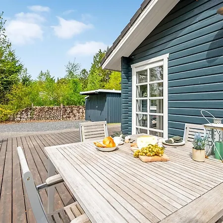 Iorund - 9km From The Sea By Interhome Feriehus *